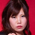 新見リナ