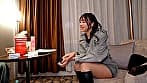 【肉感スレンダー巨乳】誘惑上手な小悪魔美女がM男クンの乳首とチ●ポを甘～くエッチに責めまくる♪膣圧で精子を搾り取る圧巻グラインド騎乗位！！おもちゃ開発で大絶頂イキまくり！セルフ潮・電マ潮・ハメ潮と吹いても止まらないイキ潮ラッシュ！！【今日はこのコでイっとく？】【ゆい】