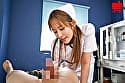 入院中で発散出来ない性欲を優しく包み込んでくれるおっぱいナース 最高にやわらかいKカップでむにゅむにゅパイズリ 二羽紗愛