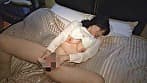 カフェで見つけた激巨乳エロ熟女 快楽だけが正義と言いつつチン食いOK！スーパー剛毛に潜むクリを弄ると自ら腰回転で絶頂欲望全開。