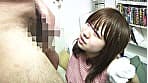 人妻に欲情。家事中のオカズ奥様