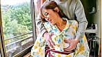 巨乳人妻温泉デート 日焼け跡がエロい肉食奥様 まい 41歳