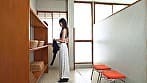 温泉街で随一の美人妻！くびれスレンダー社長夫人の寝取られ中出し性交