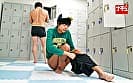 つるぺた女子の男水着チャレンジ会議 プロレス試合中「オマエ女だろ！」デカチンレスラーにバレてテンパって中出しさせちゃって･･･私どうかしてるぅぅ！
