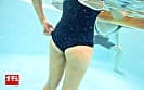 日焼けあと美少女プール羞恥 2 美肌スク水娘