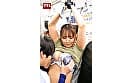 満員電車で巨乳を顔に押しつけからかっていたらウブ少年がエロガキに豹変！ちゅうちゅう乳首を吸いつかれ感じてしまった高身長女 2