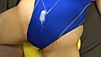 凪宮ゆきの 濡れてテカってピッタリ密着 神競泳水着 可愛い女子の競泳水着姿をじっとりと堪能！着替え撮影から始まり貧乳から巨乳にパイパン、ハミ毛、ジョリワキ等のフェチ接写やローションソーププレイや競泳水着ぶっかけ等を完全着衣で楽しむAV