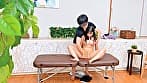 完全個室のパーソナルストレッチ点を覗き見 セクハラストレッチ堕ちするも気持ち良すぎてマンびちょになってしまう女子大生 EちゃんとSちゃん