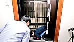 「明日はハンバーグが食べたいです！」毎晩ご飯目当てに通い詰めるお隣の貧乏女子大生を餌付けで完全に懐かせ同棲状態に。妖艶フラダンスから始まる依存生中出しSEX 千葉優花