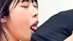 長舌で艶っぽいななみちゃんがM男に濃厚キス
