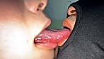 積極的で超長舌なゆいなちゃんがM男に濃厚キス