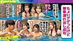 ナンパしたパイパン美女達がチ●コを取り合いじゃんけん対決！？耳舐め囁きに悶えてフル勃起！二人がかりで男に跨りクンニを採点w対面座位でソファが壊れる勢いの強烈ピストン！大量潮吹きで床をびしょびしょにしながら、女・男・女の多重立ちバックで膣奥を突きまくるッ！！【＃CLOVERxプールxナンパ ＃ゆい＆あや 】