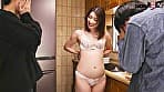 有澤まゆか 36歳 明るいママさんが年下絶倫男子宅で家事、料理、性欲のお供 絶倫男子たちに無限に発射されちゃう1日奥さん