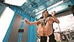 街行く女子大生限定！マン圧クレーンゲームチャレンジ！マ〇コの締め付けで景品をキャッチ！すれば賞金GET！制限時間20分間取り放題！！ただし潮吹きしたらOUT！即ハメSEX！！～みさき編～