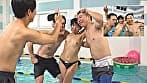 つるぺたJDが挑戦する男水着ドッキリGP～はるかちゃん編～