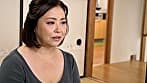実家に帰省中の娘夫婦。娘の居ぬ間にぽっちゃり義母と禁断の肉欲セックス！