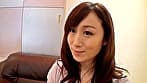 SNSで知り合った欲求不満の人妻さんが初対面でラブホにインして変態ファックにイキ狂う！
