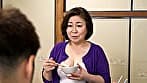 夫が出張で愚息と二人ひとつ屋根の下。性欲旺盛な熟母のオナニーを偶然目撃し禁断の行為に堕ちる肉欲ドラマ。