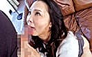 止まらない潮吹きで窒息寸前！むっちりデカ尻六十路熟女が圧倒的尻圧で顔騎しながら何度も潮を噴き散らす！肉感ボディに押し潰されながらも何度も絶頂！ 沢口紫乃
