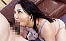 止まらない潮吹きで窒息寸前！むっちりデカ尻六十路熟女が圧倒的尻圧で顔騎しながら何度も潮を噴き散らす！肉感ボディに押し潰されながらも何度も絶頂！ 沢口紫乃