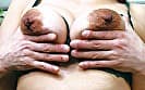 【農家の義母 汗だく即ハメ種付け】 収穫帰りの汗ばんだ爆乳と黒光りするデカ乳輪を貪り、ヒップ105cmのデカ尻をバックからねじ込み即ハメ中出し 御子柴美花