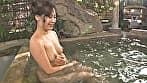 ムッチリしたお尻がエロい人妻と明るい露天風呂でまぐわい合う！