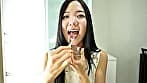 【個人撮影】桃瀬まゆの舌ブラシで「汚舌苔」採取