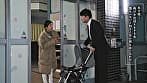 「息子さんが待っているのにおちんちん勃起させていいんですか？」保育園で迎えに来たパパさんを誘惑する小悪魔巨乳保育士 月野かすみ