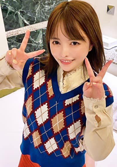色白ピュアなボブ美少女と生ハメえっち！