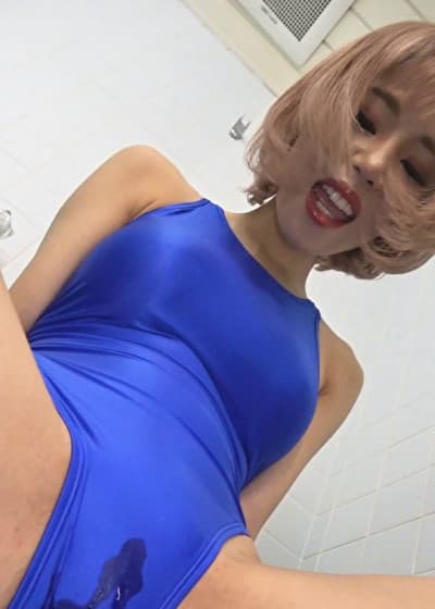 来栖みく 水着を着たままオシッコ娘