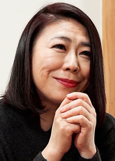 愚息を残して家を出た償いに何でもするから！久々に会った母さんの言葉に欲望の糸が切れた愚息･･･母との禁断の中出しセックス！