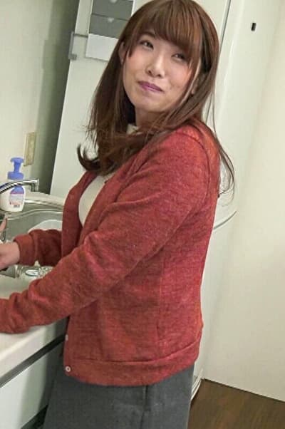 地味めなパイパン巨乳妻が義父に誘われて･･･。