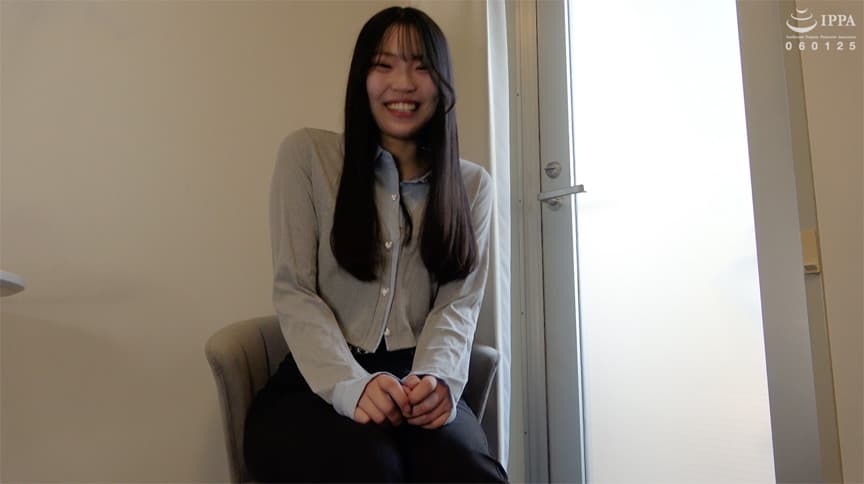 「七藤優亜ちゃんの私服で足裏くすぐり」七藤優亜1