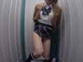 少女限定・局部アップ 女子仮設トイレ○撮