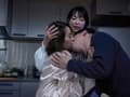 息子の不良彼女に“性支配”された家族。