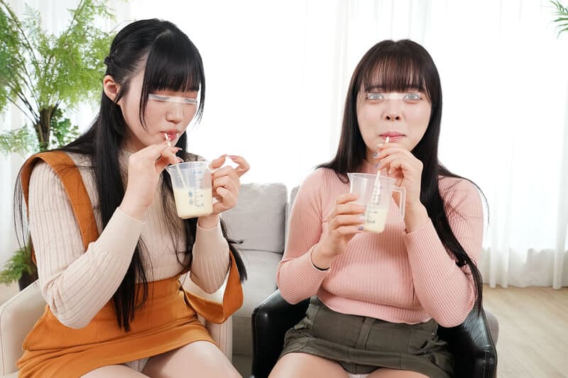 女子大生2人組が牛乳を口に含んでイキ我慢チャレンジ！