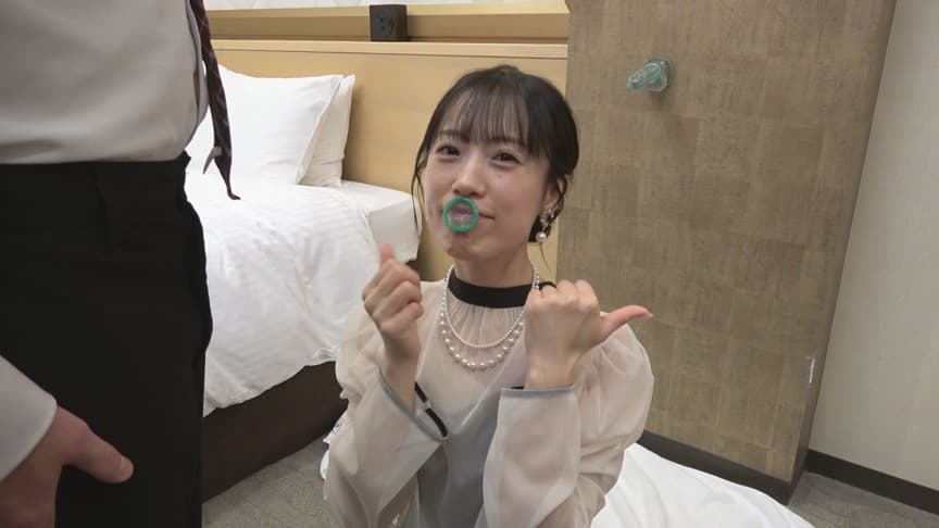 コンドーム装着にチャレンジ！童貞くんトラウマ確定