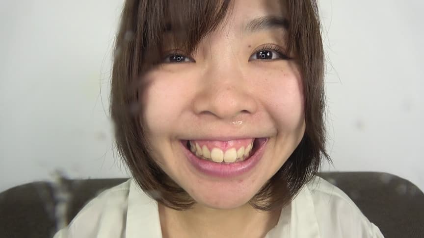 素人娘ゆうこちゃんの鼻観察・くしゃみ鼻水 藤にいな