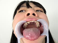素人娘かなこちゃんのベロ観察・ベロ唾液フェチズム