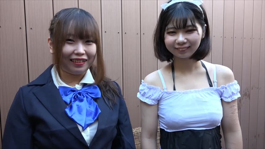ブレザー制服＆メイド服・切り裂き1