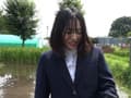 ブレザー制服・泥だらけ1