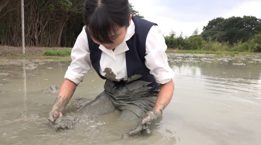 泥だらけの探索