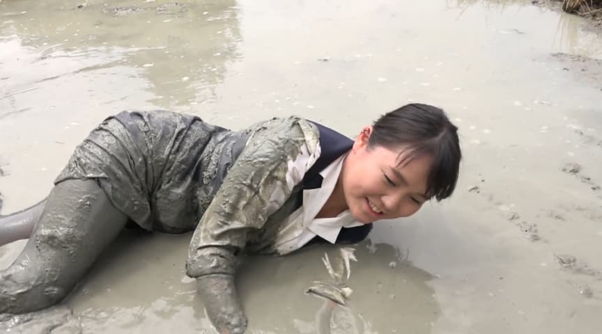 泥だらけの探索