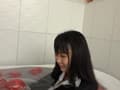水風船風呂に入って…