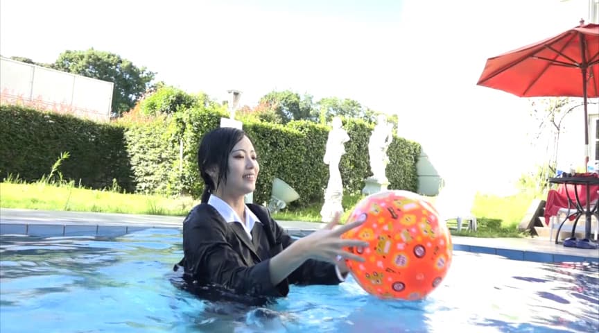 就活女子学生の内定祝い（2）