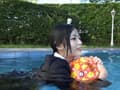就活女子学生の内定祝い（2）