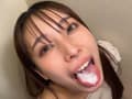 【トイレ連れ込みフェラ／個人撮影】Aちゃん（25）