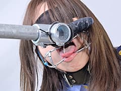 女警察官がヨダレを垂らしながら挑む脱出ゲーム