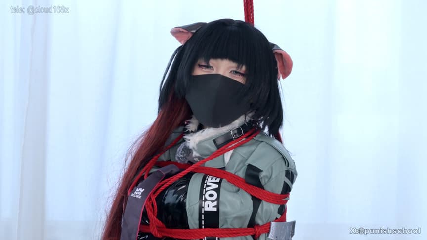 吊るされたまま罰を受け続けるゼ●ゼロのジェ●ン