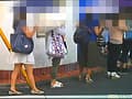 女子大生がカタツムリとイモムシを踏み潰す！